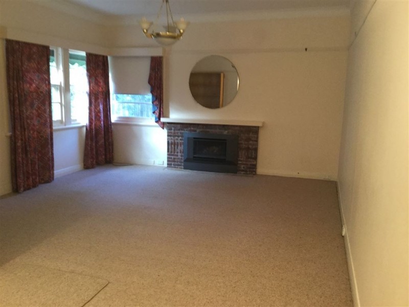 44 Logan Street, Hamlyn Heights VIC 3215