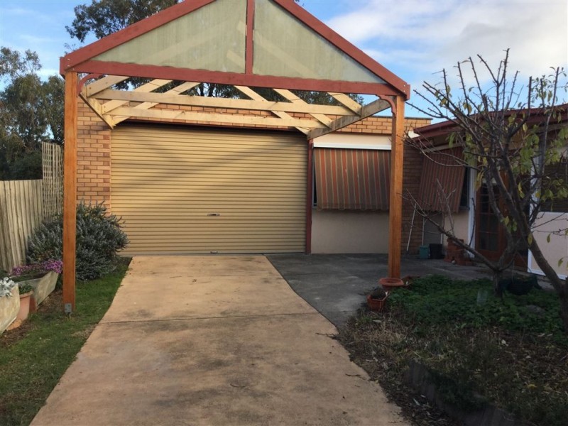 44 Logan Street, Hamlyn Heights VIC 3215