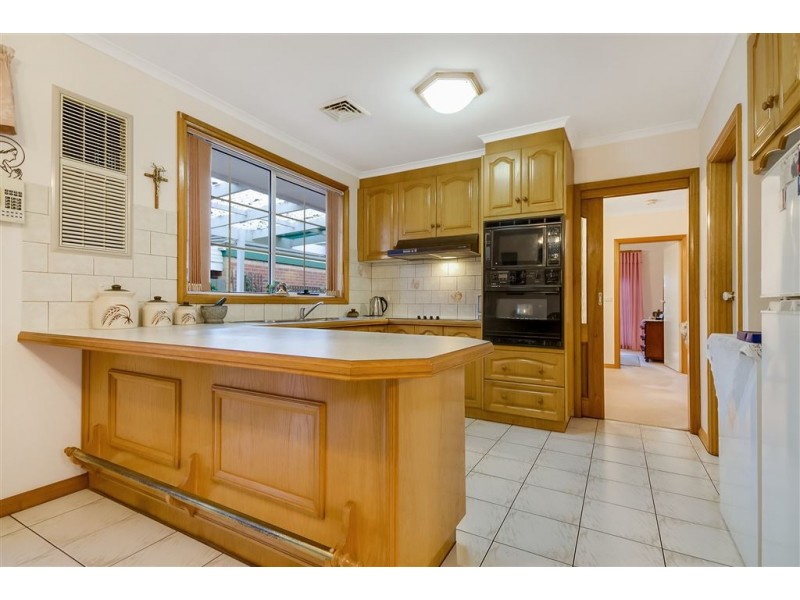 14 Rowe Street, Hamlyn Heights VIC 3215