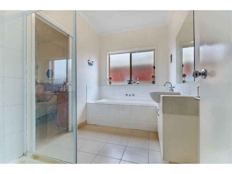 5 Hague Street, Corio VIC 3214