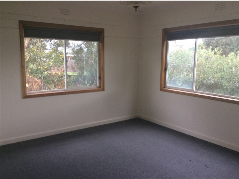 1 Alder Crescent, Bell Park VIC 3215