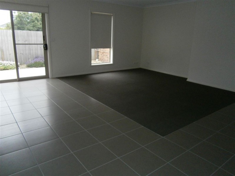 2/5 McClelland Street, Bell Park VIC 3215