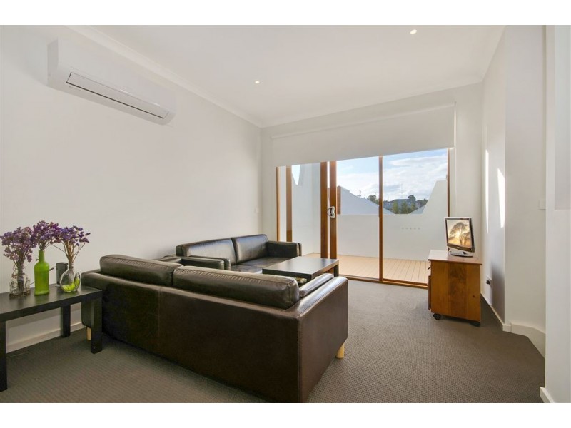 18/54 Percy Street, Newtown VIC 3220