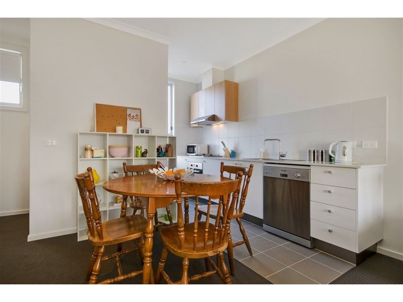 18/54 Percy Street, Newtown VIC 3220