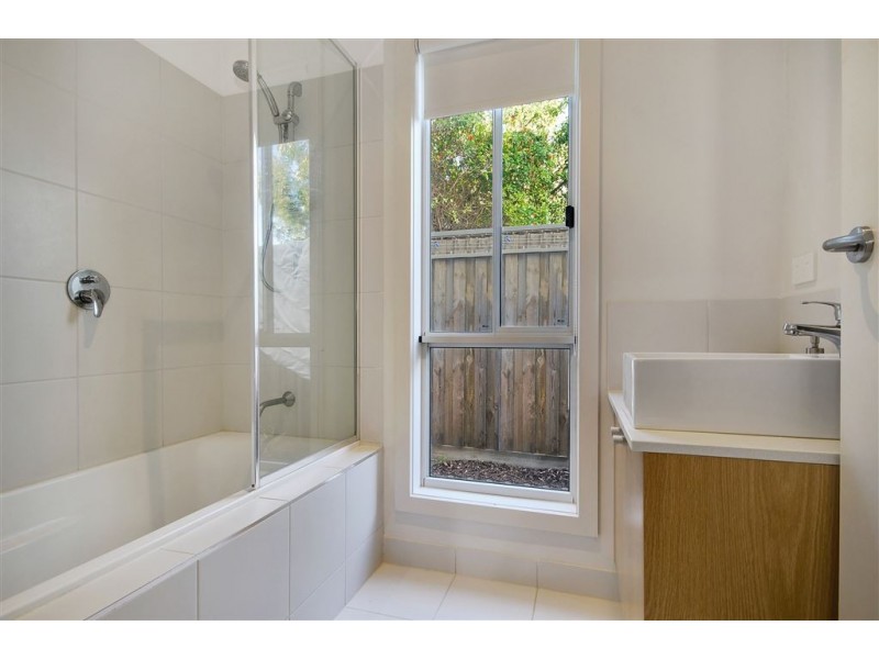 18/54 Percy Street, Newtown VIC 3220