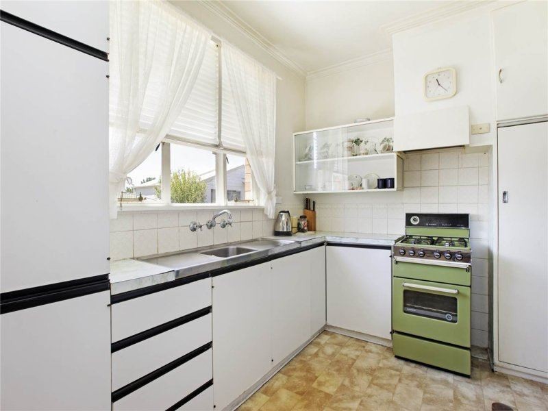 16 Stonehaven Road, Norlane VIC 3214