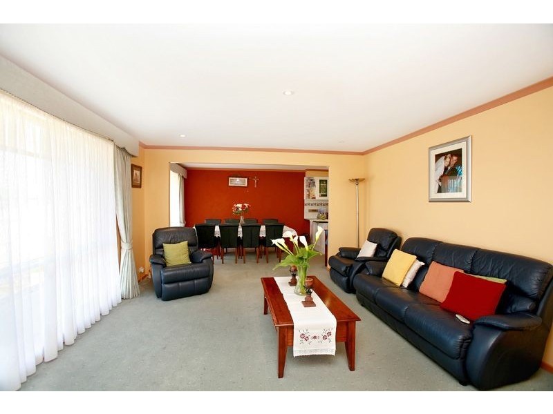 22 Bellnore Drive, Norlane VIC 3214