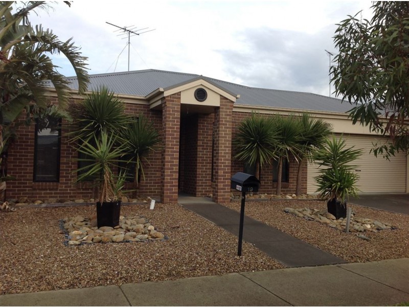 19 Alan Street, Grovedale VIC 3216