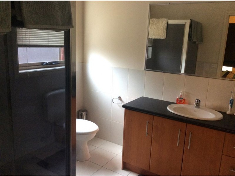 10 Prestige Avenue, Bell Park VIC 3215