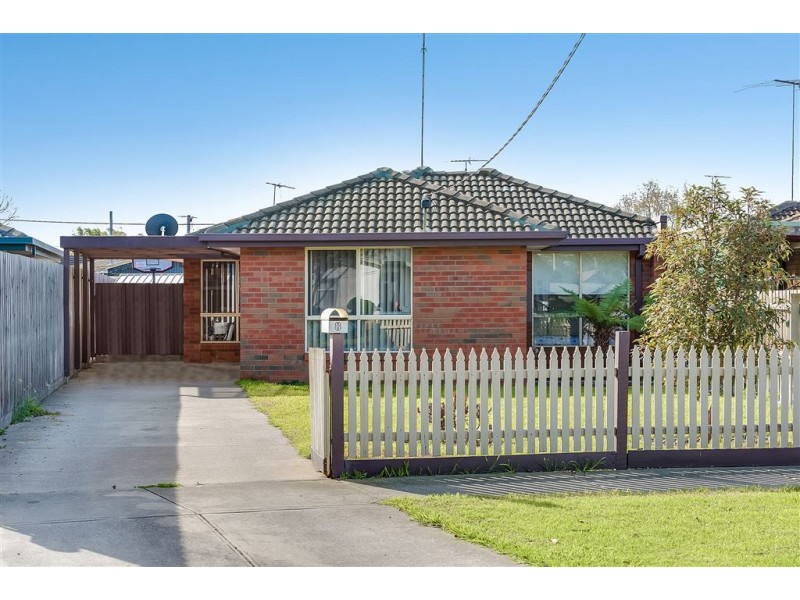 8 Lowan Avenue, Norlane VIC 3214