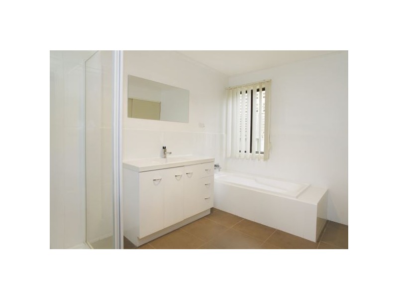 4 Elsie Street, Bell Park VIC 3215