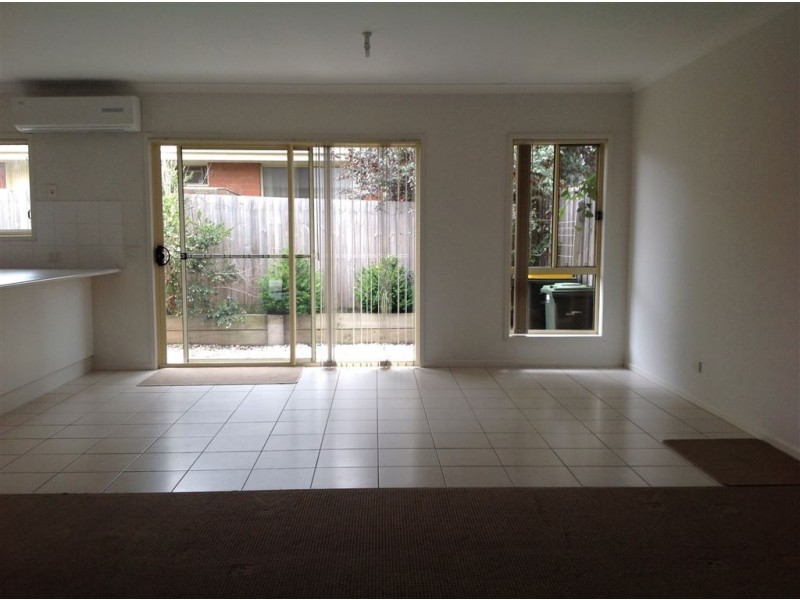 4/46 Torquay Road, Belmont VIC 3216