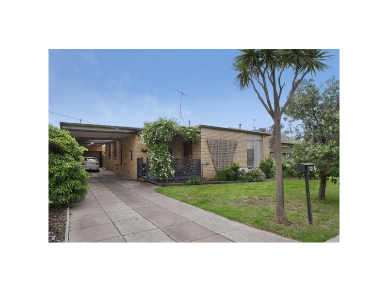 12 Georgia Grove, Corio VIC 3214