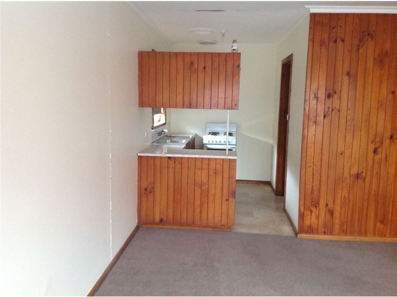 3/6-8 Portarlington Road, Newcomb VIC 3219