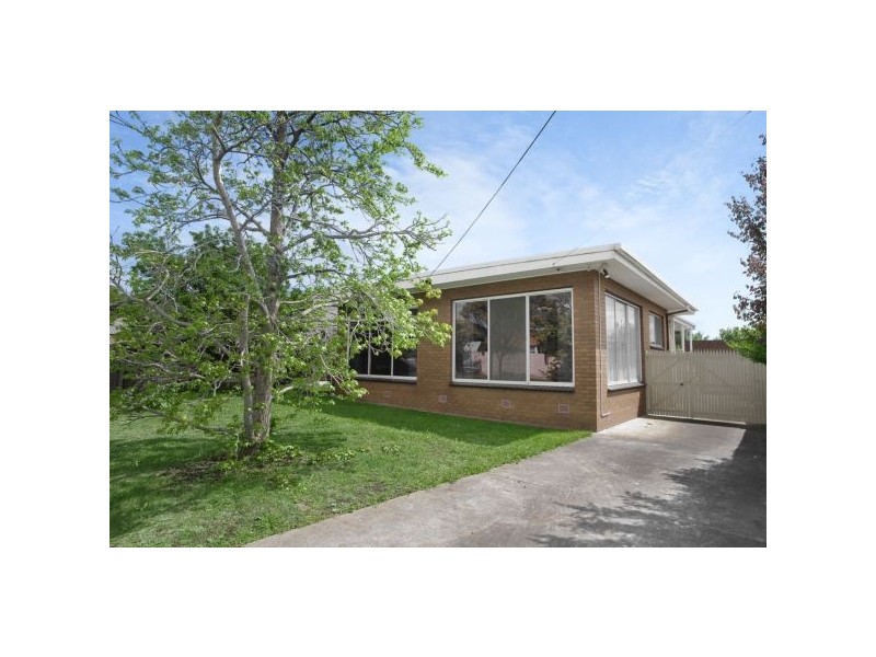 38 Neil Street, Bell Post Hill VIC 3215