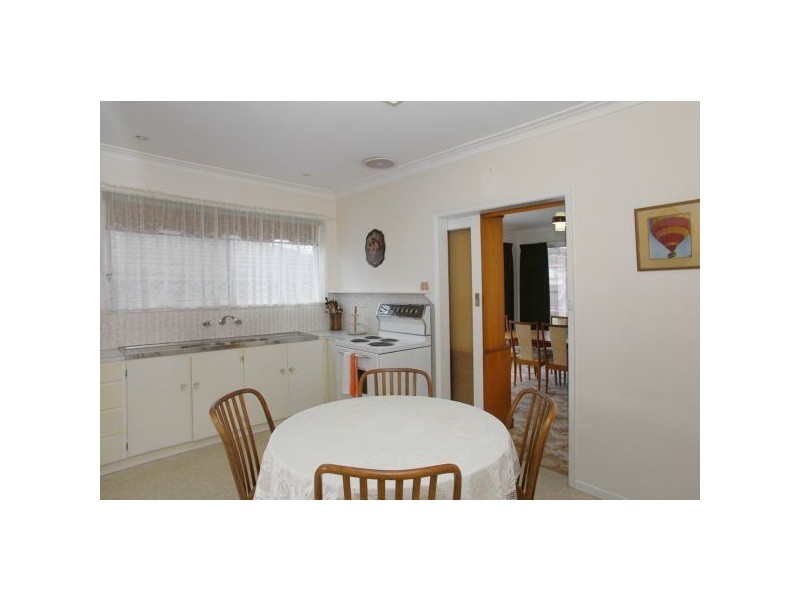 38 Neil Street, Bell Post Hill VIC 3215