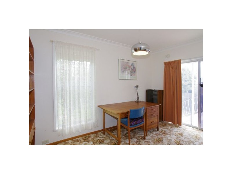 38 Neil Street, Bell Post Hill VIC 3215