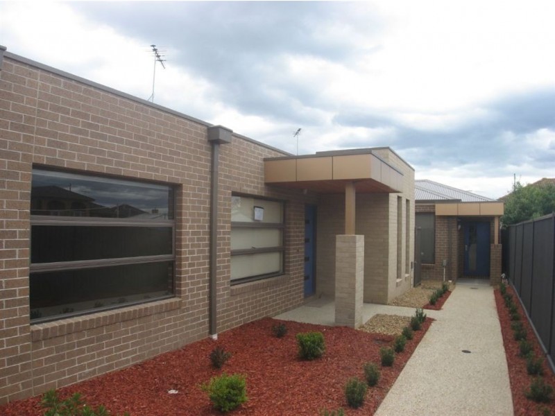 2/34 Tallinn Street, Bell Park VIC 3215