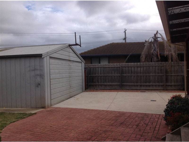 2 Waterford Avenue, Norlane VIC 3214