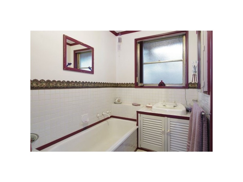 2 Hilson Court, Corio VIC 3214