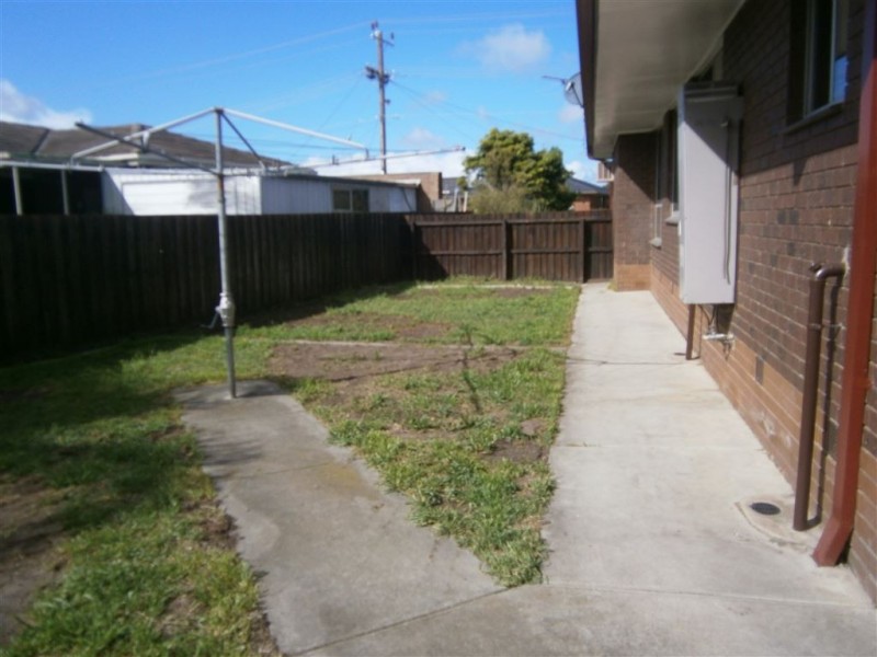 8 Amaroo Court, Bell Park VIC 3215