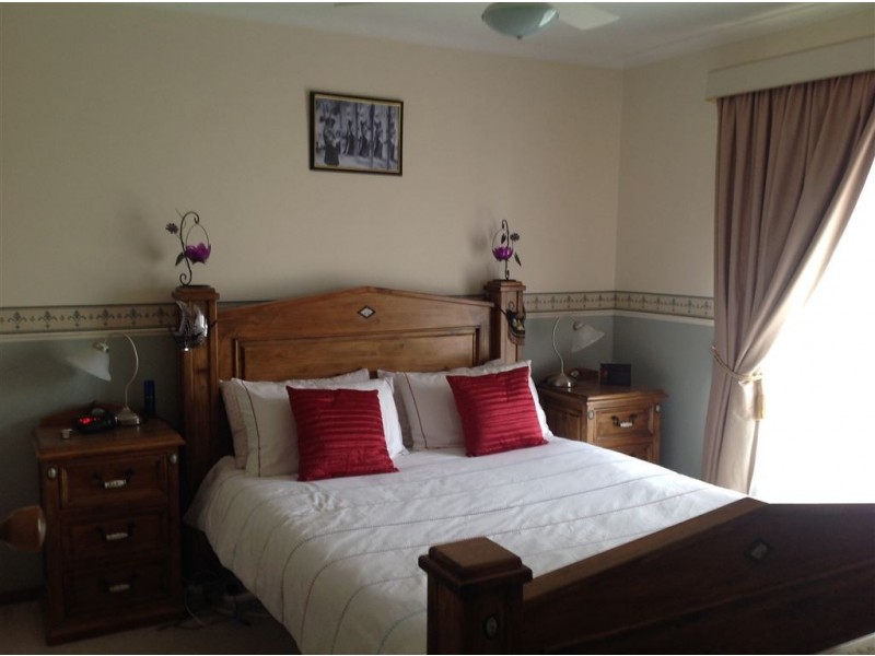 2 Carapunga Court, Corio VIC 3214