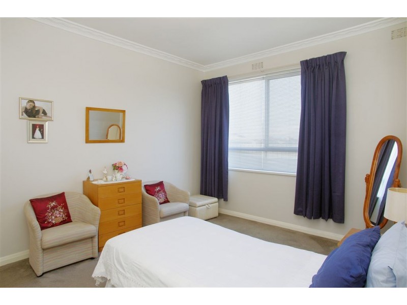 2/151 Thompson Road, Bell Park VIC 3215