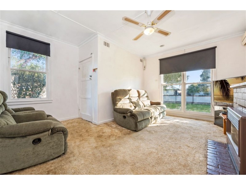 7 Rose Avenue, Norlane VIC 3214