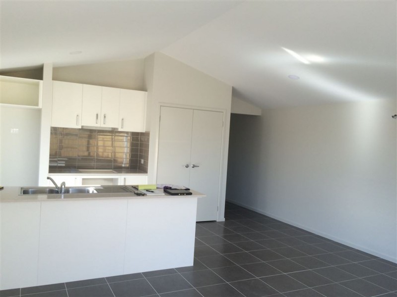 7b Wisteria Grove, Norlane VIC 3214