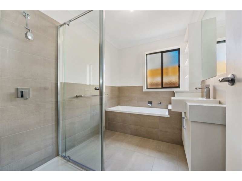 25b Deakin Street, Bell Park VIC 3215