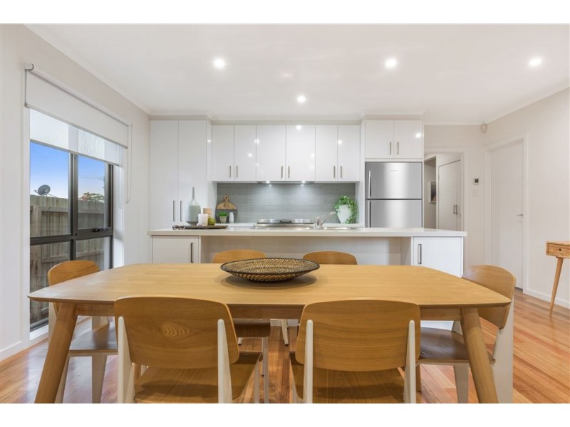 1B Jalana Court, Highton VIC 3216