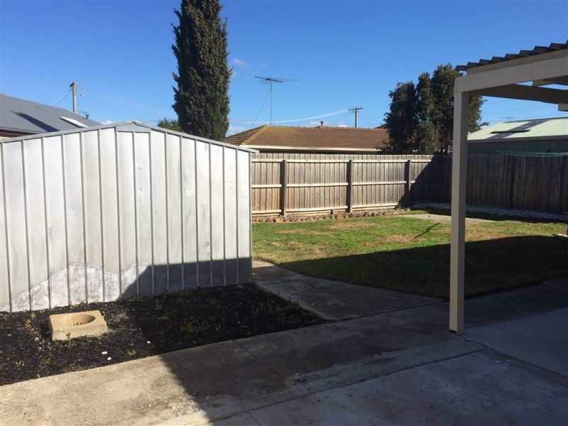 15 Cranbourne Drive, Corio VIC 3214