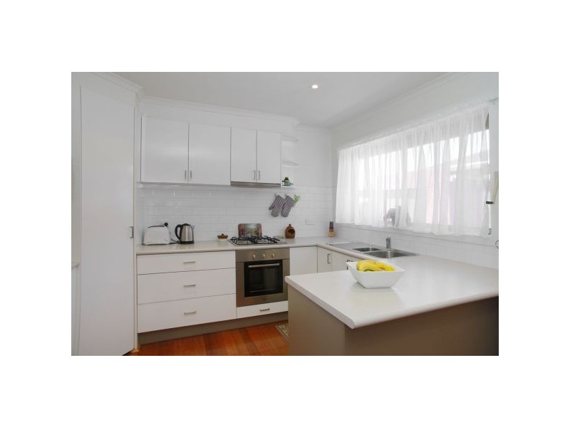 73 Newton Avenue, Bell Post Hill VIC 3215