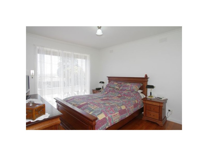 73 Newton Avenue, Bell Post Hill VIC 3215