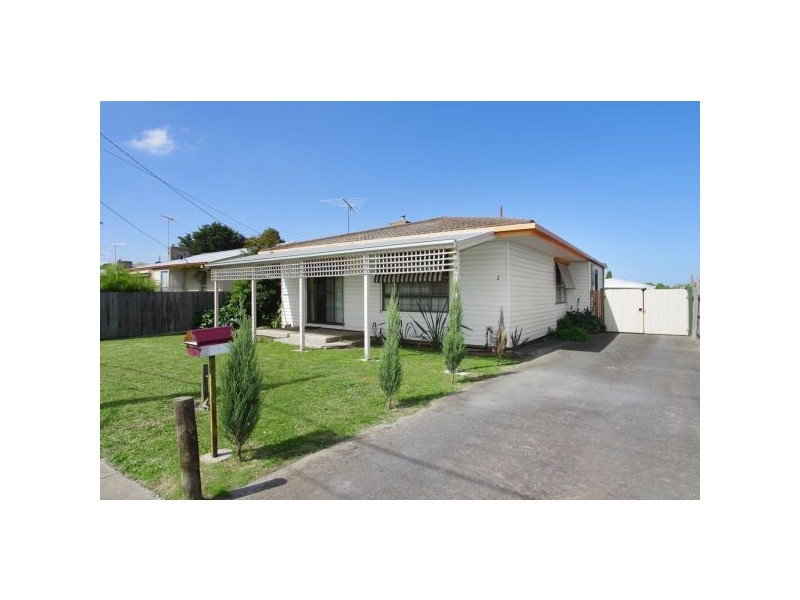 2 Eagle Parade, Norlane VIC 3214