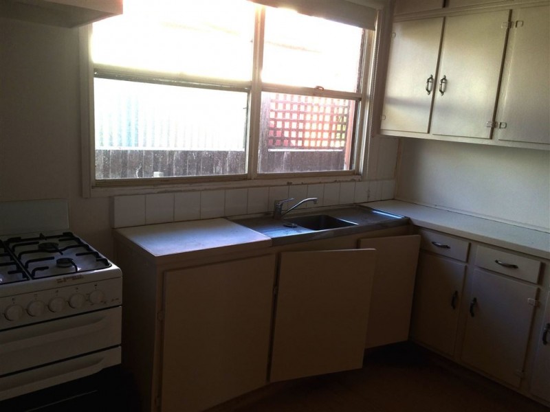 40 Canadian Parade, Corio VIC 3214