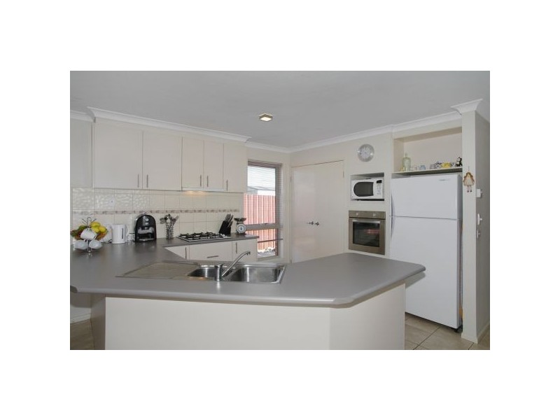 8 Ralph Court, Bell Park VIC 3215