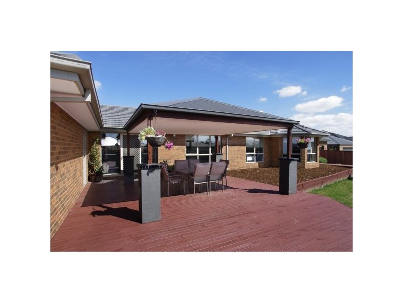 8 Ralph Court, Bell Park VIC 3215