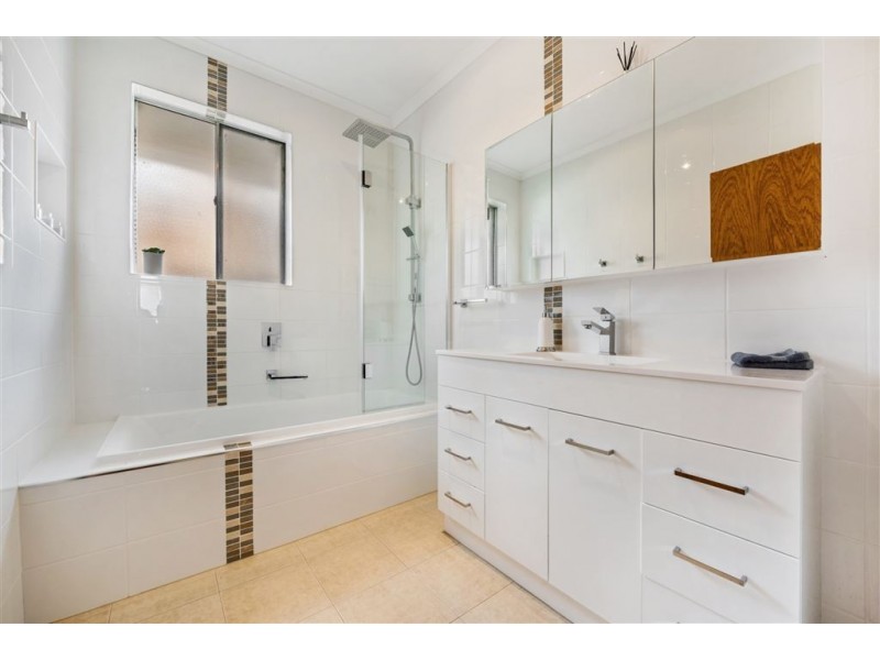 31 Darriwill Street, Bell Post Hill VIC 3215