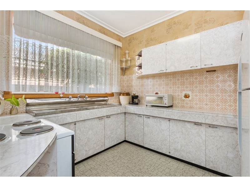 29 Dunloe Avenue, Norlane VIC 3214