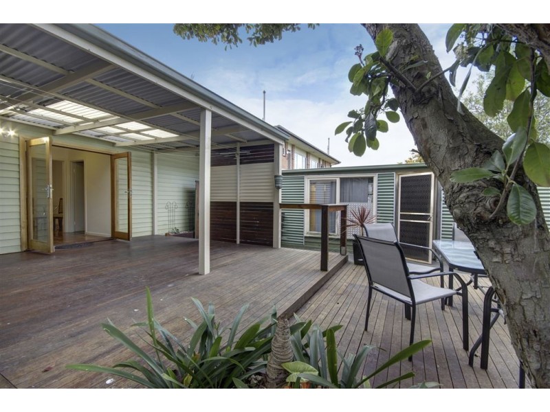 2 Castle Court, Bell Park VIC 3215