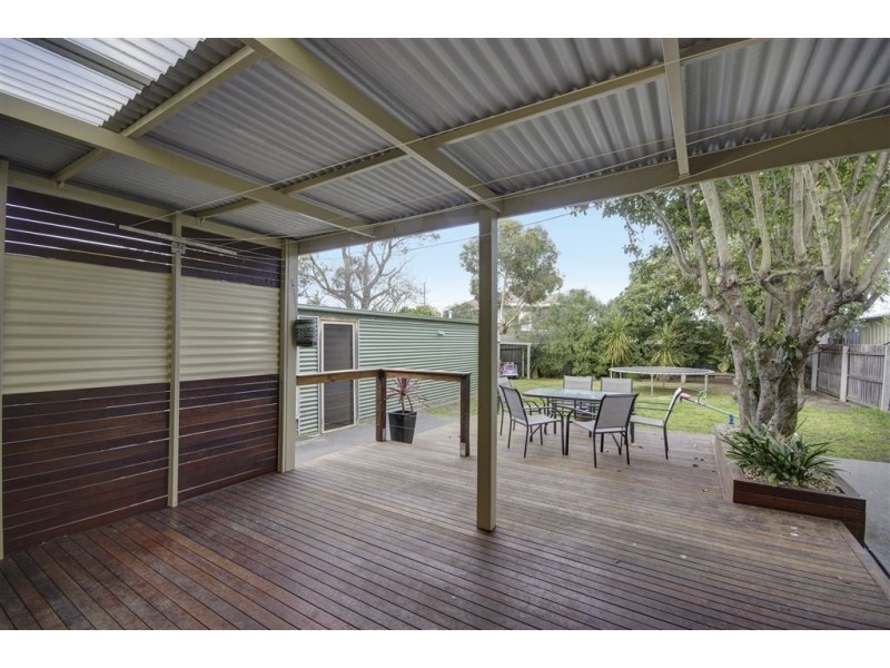 2 Castle Court, Bell Park VIC 3215