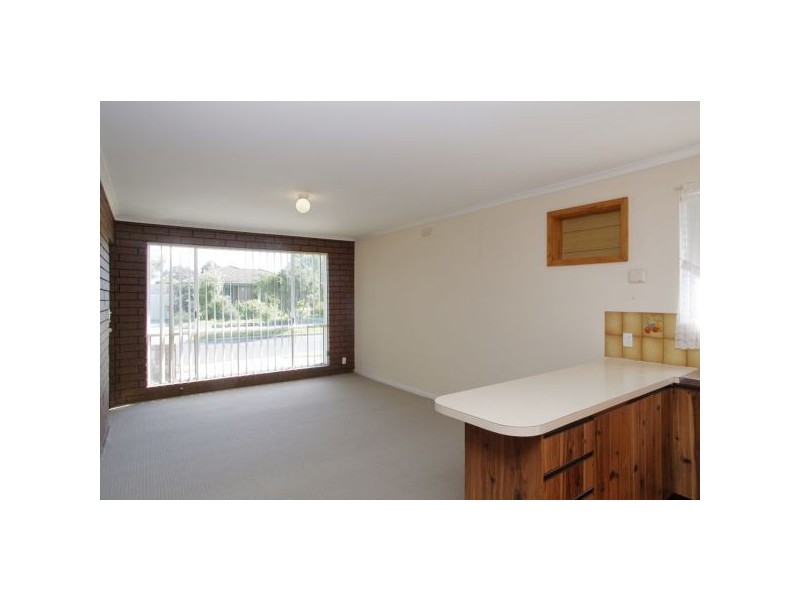 3/30 McKinley Avenue, Corio VIC 3214