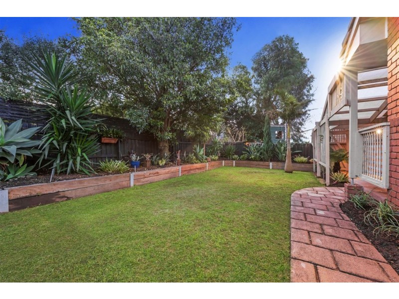 21 Leila Crescent, Bell Post Hill VIC 3215