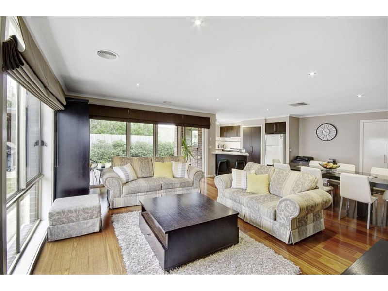 14 Hillwood Close, Hamlyn Heights VIC 3215