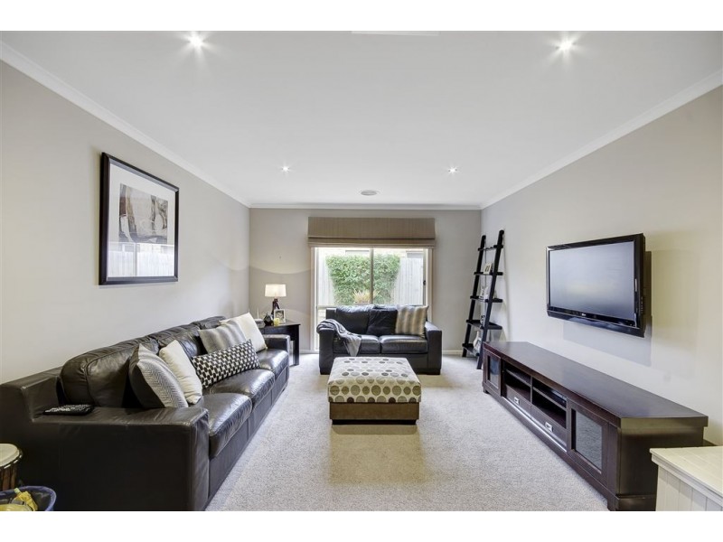 14 Hillwood Close, Hamlyn Heights VIC 3215