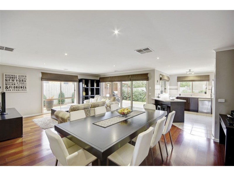 14 Hillwood Close, Hamlyn Heights VIC 3215