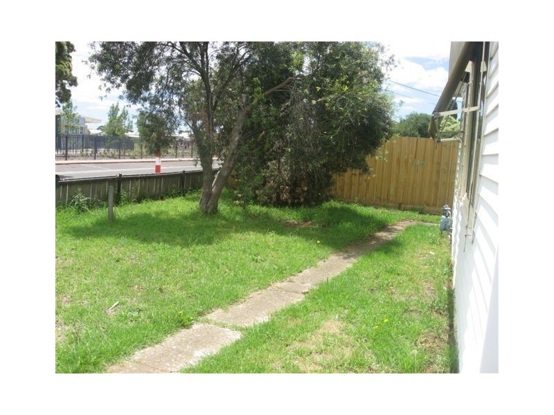 42 Tallis Street, Norlane VIC 3214