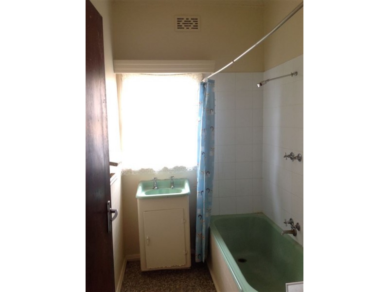 9 Maple Crescent, Bell Park VIC 3215