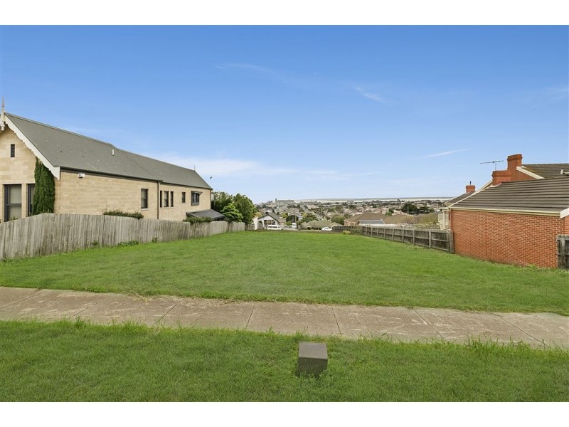 19 Schofield Court, Bell Post Hill VIC 3215